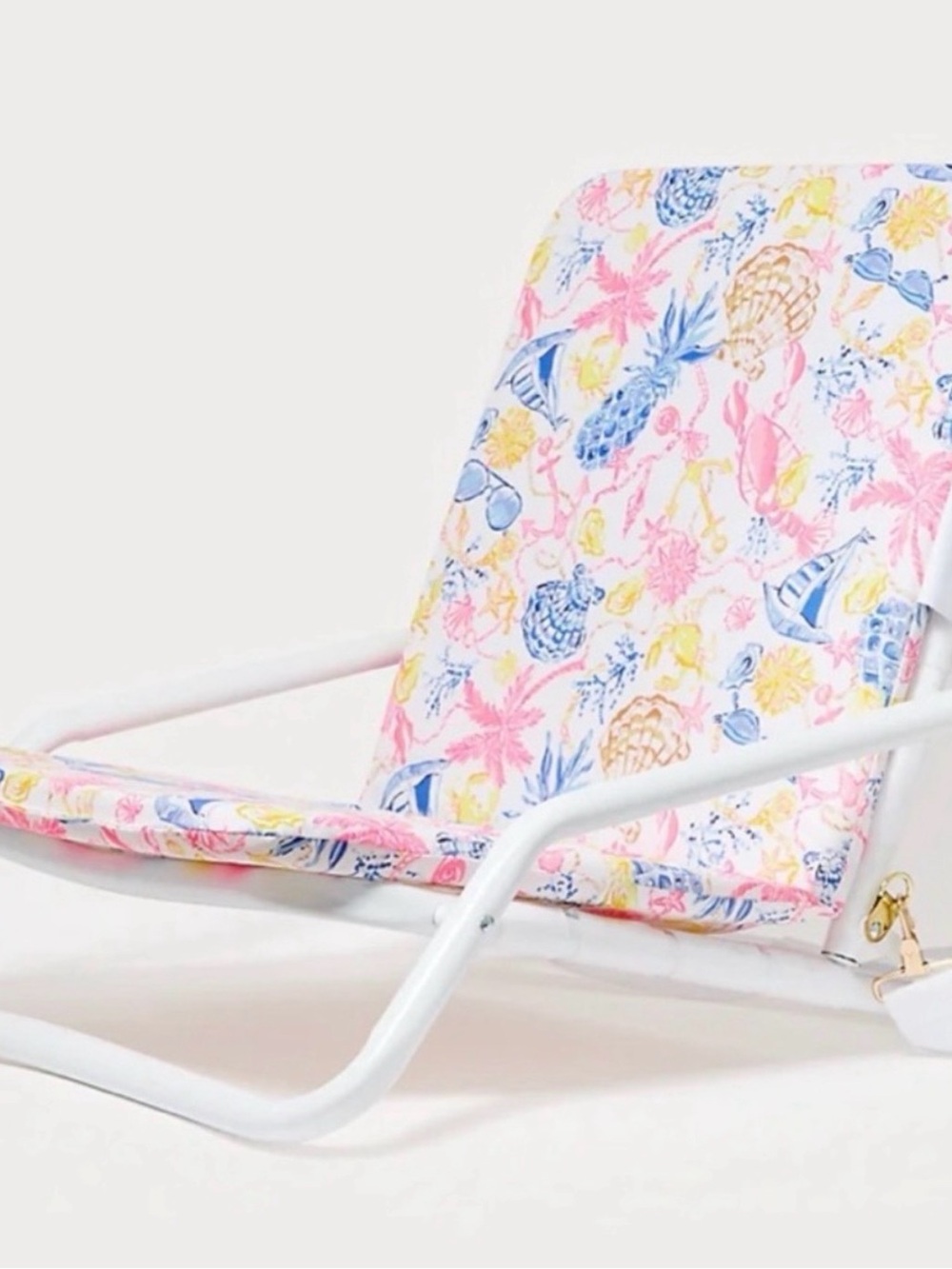 Lilly Pulitzer Beach 🏖️ and Pool 🏊♀️ Folding Beach Chair w strap, NWT - Picture 6 of 10